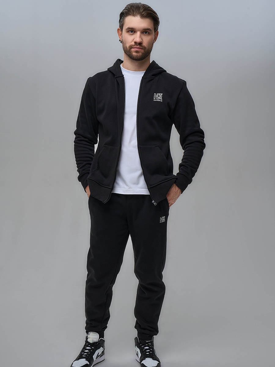 Костюм, черный