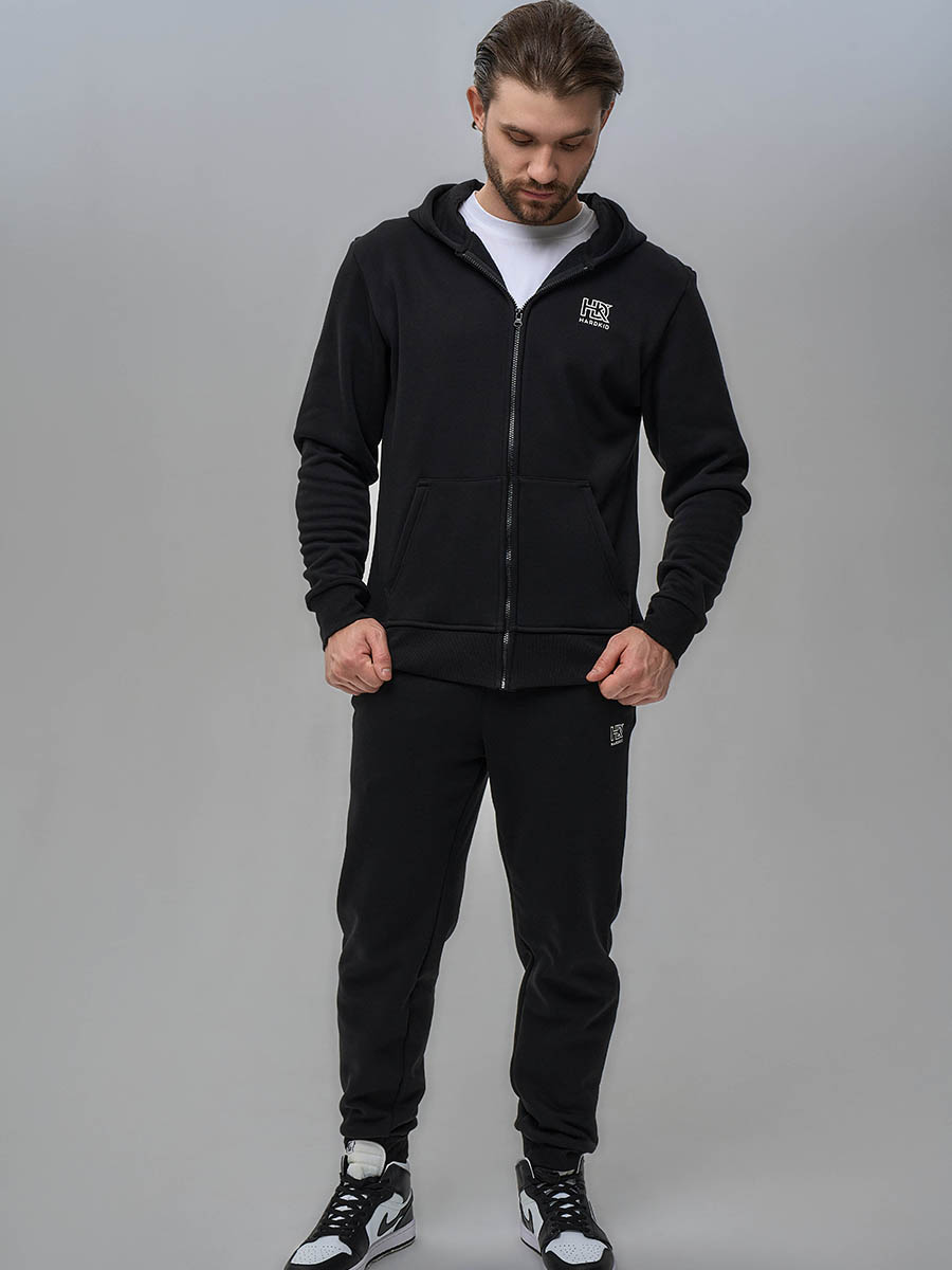 Костюм, черный